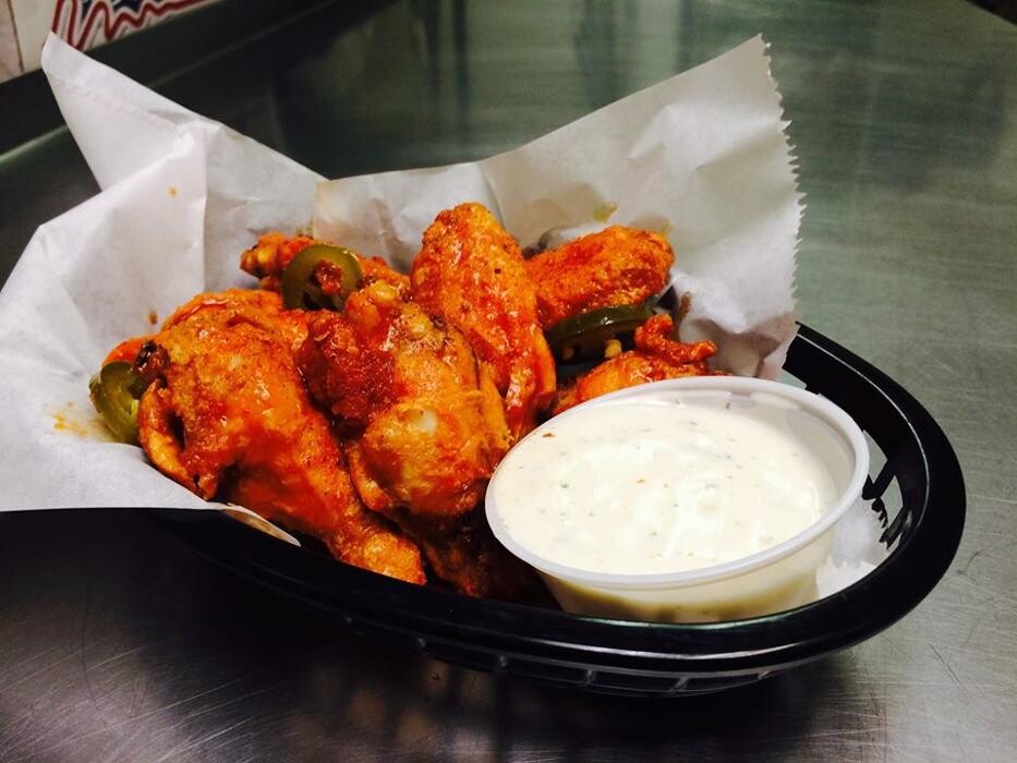 Images Boss' Pizza & Chicken Fargo