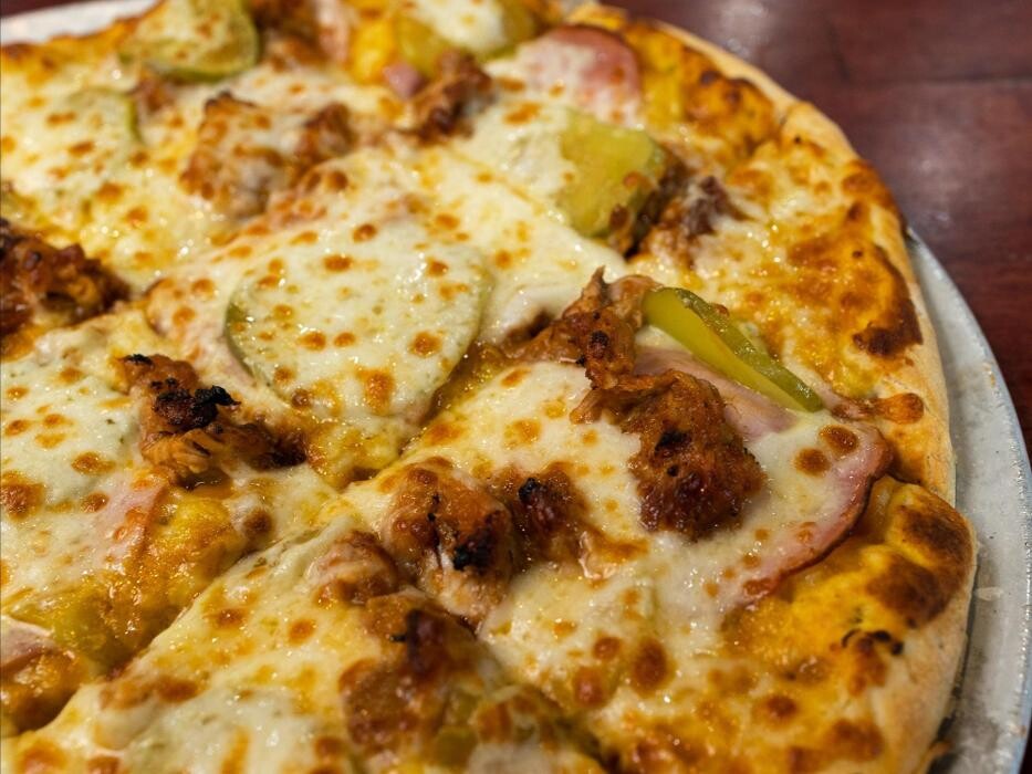 Images Boss' Pizza & Chicken Fargo