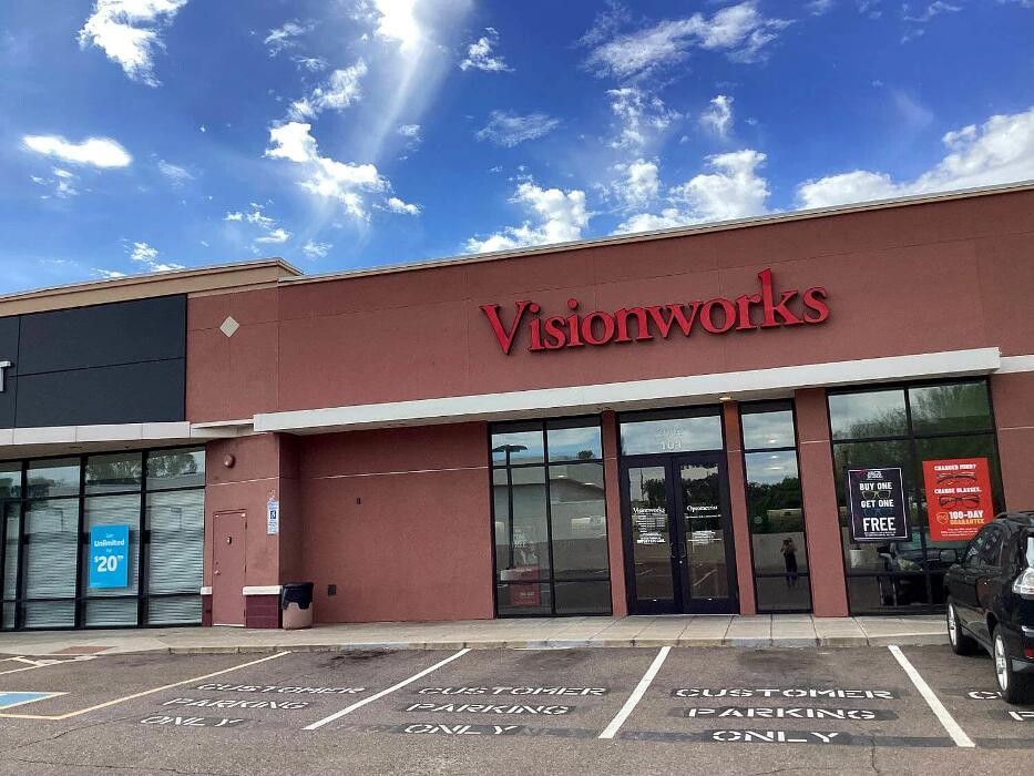 Images Visionworks Camelback Colonnade
