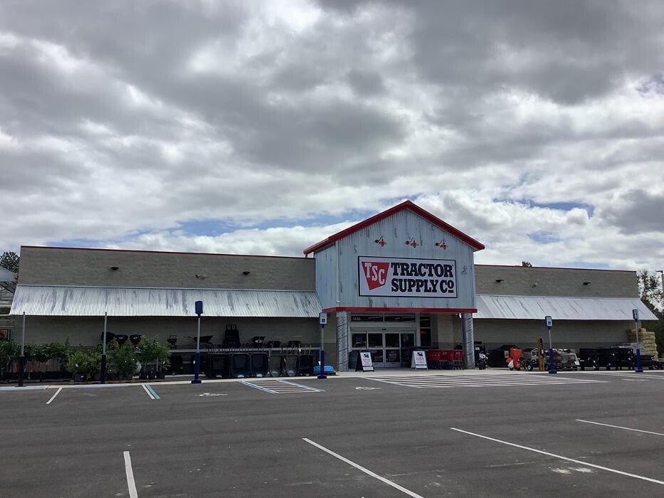 Images Tractor Supply Co.