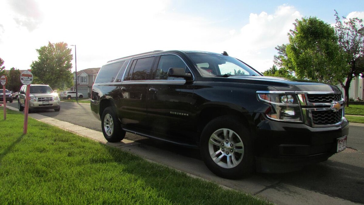 Images 303 Luxury Car Service