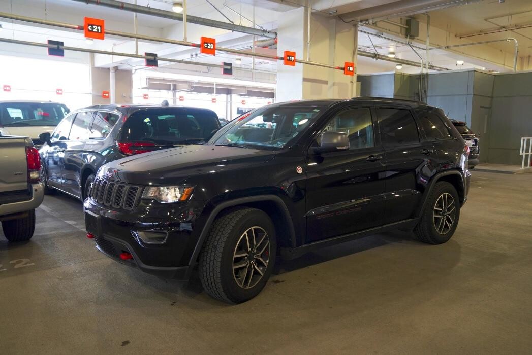 Images Avis Car Rental