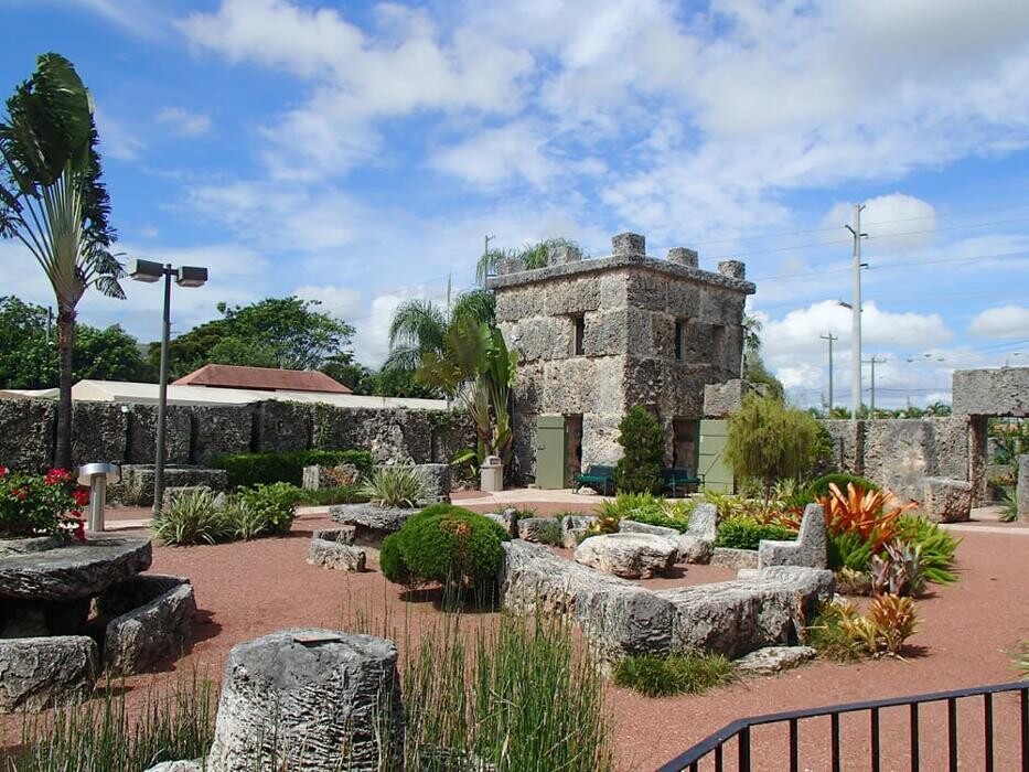 Images Coral Castle