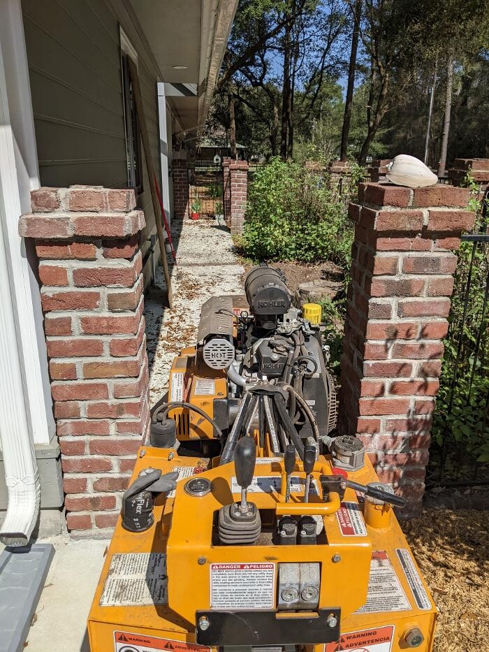 Images Southern Crab Stump Grinding
