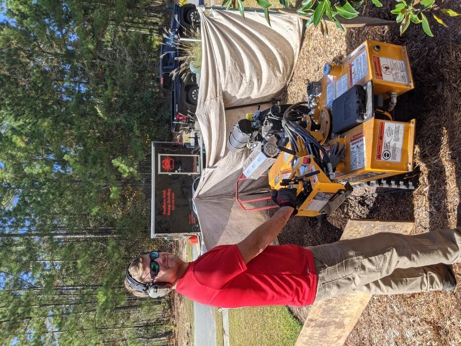 Images Southern Crab Stump Grinding