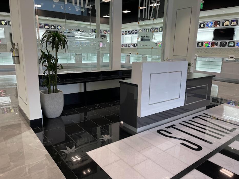 Images STIIIZY Pacoima