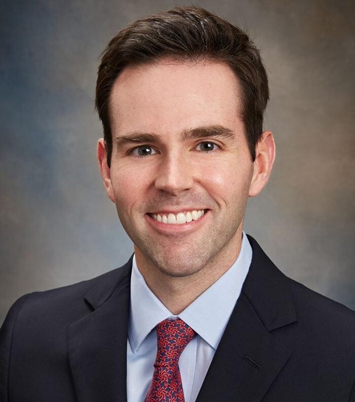 Robert E. Eilers M.D. Logo