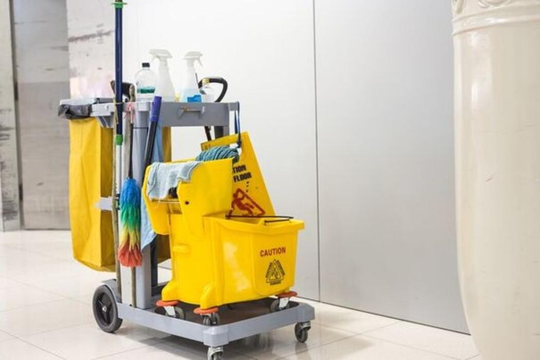Images AXIS Cleaning Services LLC