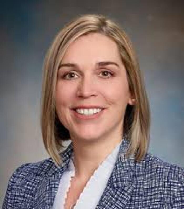 Stephanie Simmerman APRN Logo