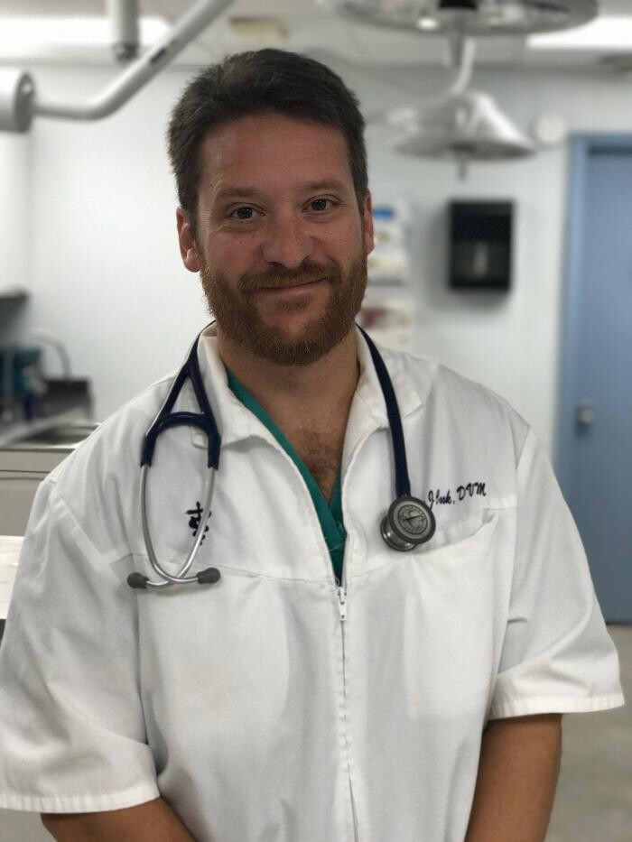 Images Roane Veterinary Hospital