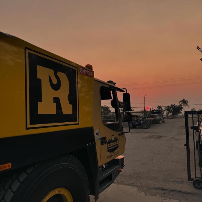 Images Reliable Crane Service