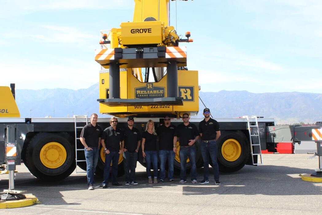 Images Reliable Crane Service