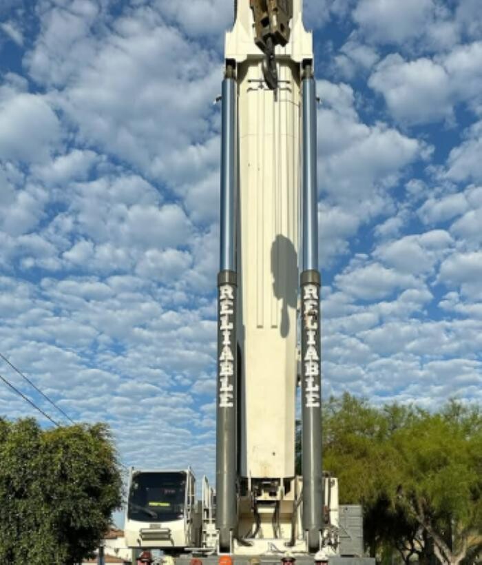 Images Reliable Crane Service