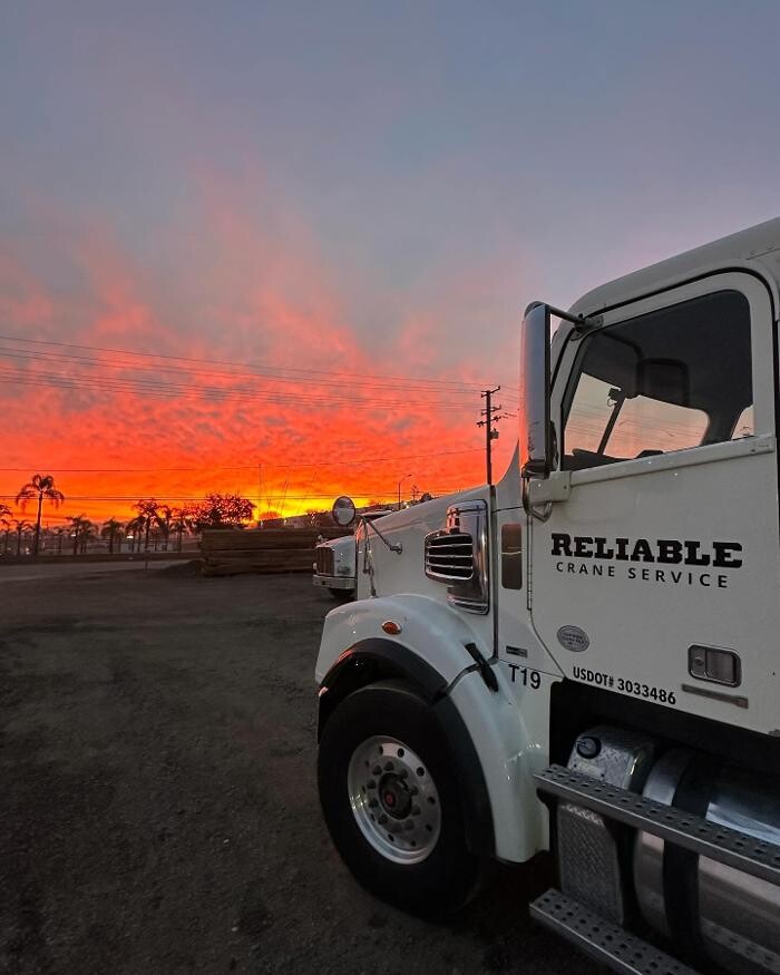 Images Reliable Crane Service
