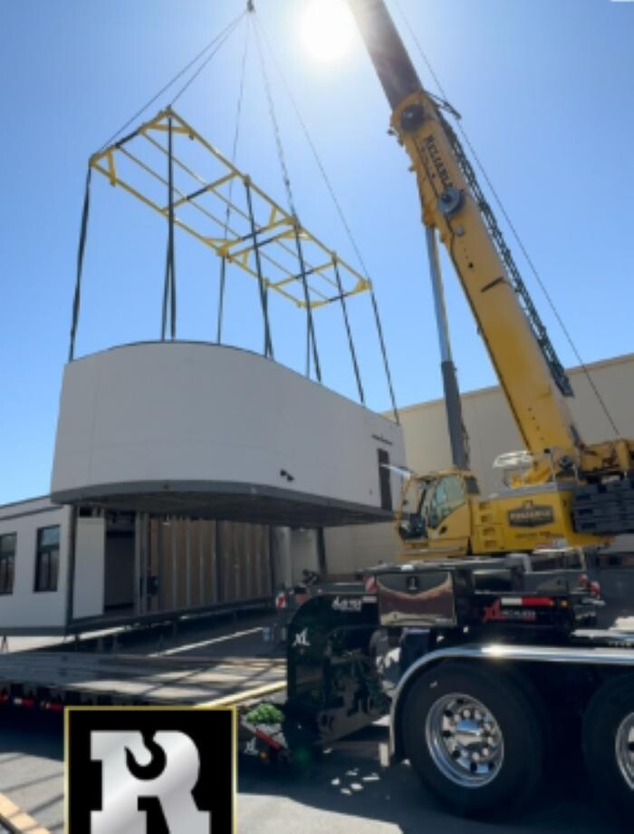 Images Reliable Crane Service