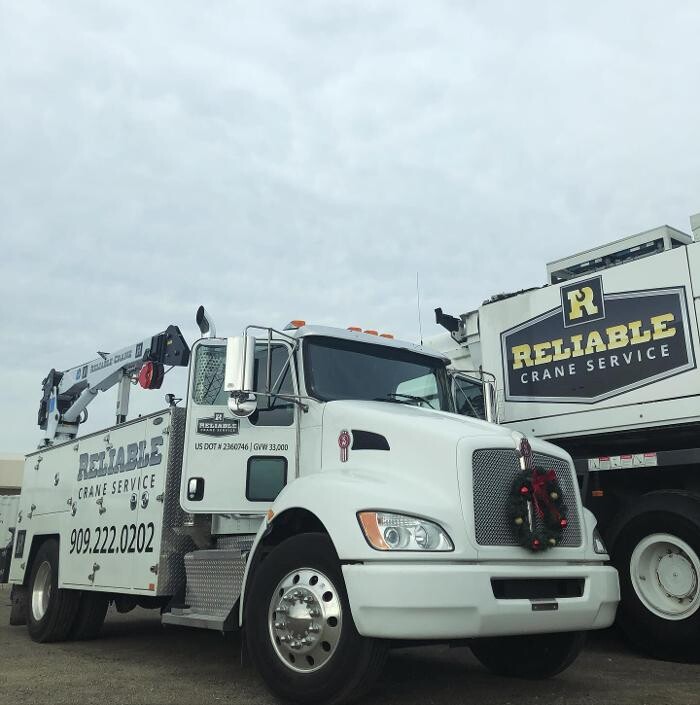 Images Reliable Crane Service