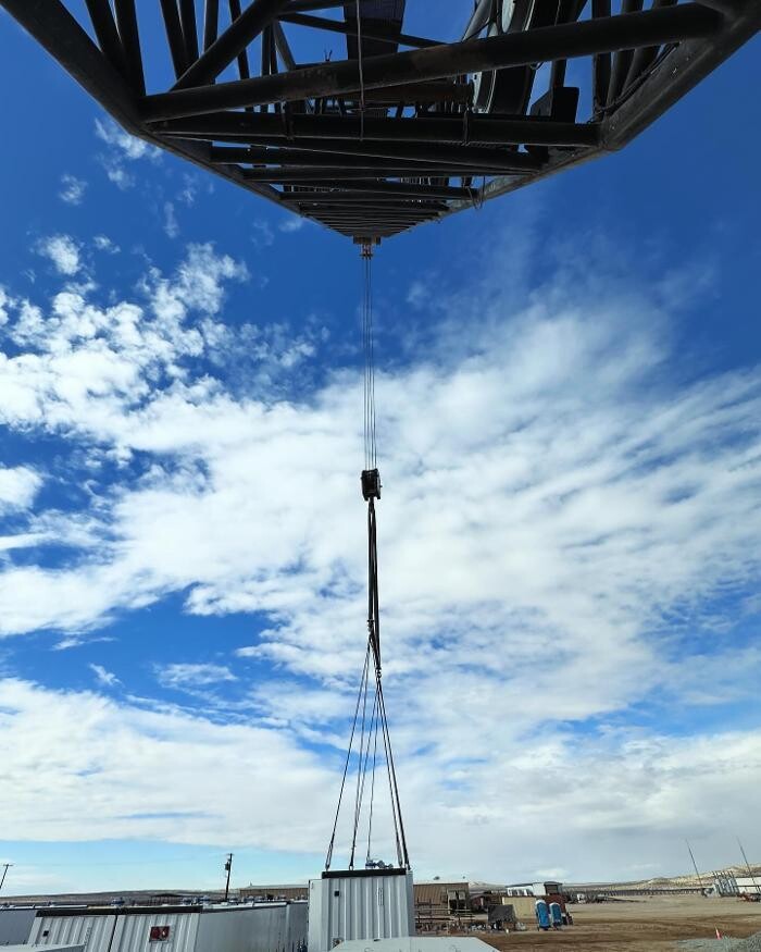 Images Reliable Crane Service