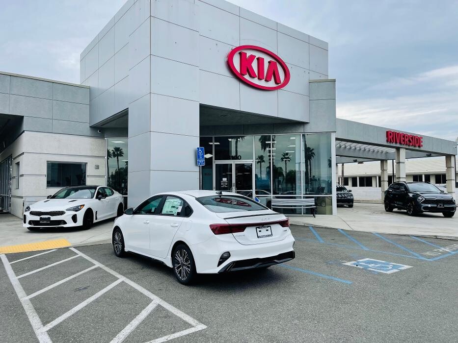 Images Riverside Kia