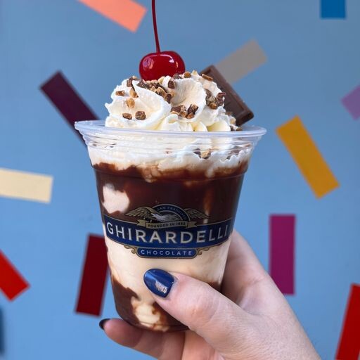 Images Ghirardelli Chocolate Outlet & Ice Cream Shop
