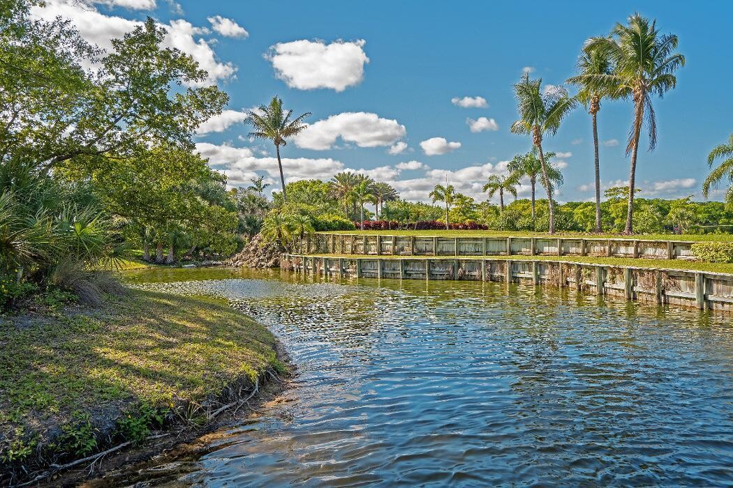 Images The Falls at Grand Harbor by GHO Homes