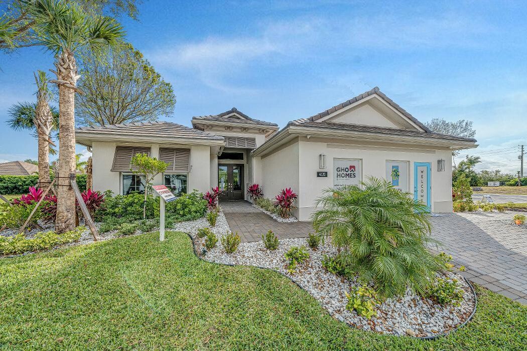 Images GHO Homes | Lucaya Pointe