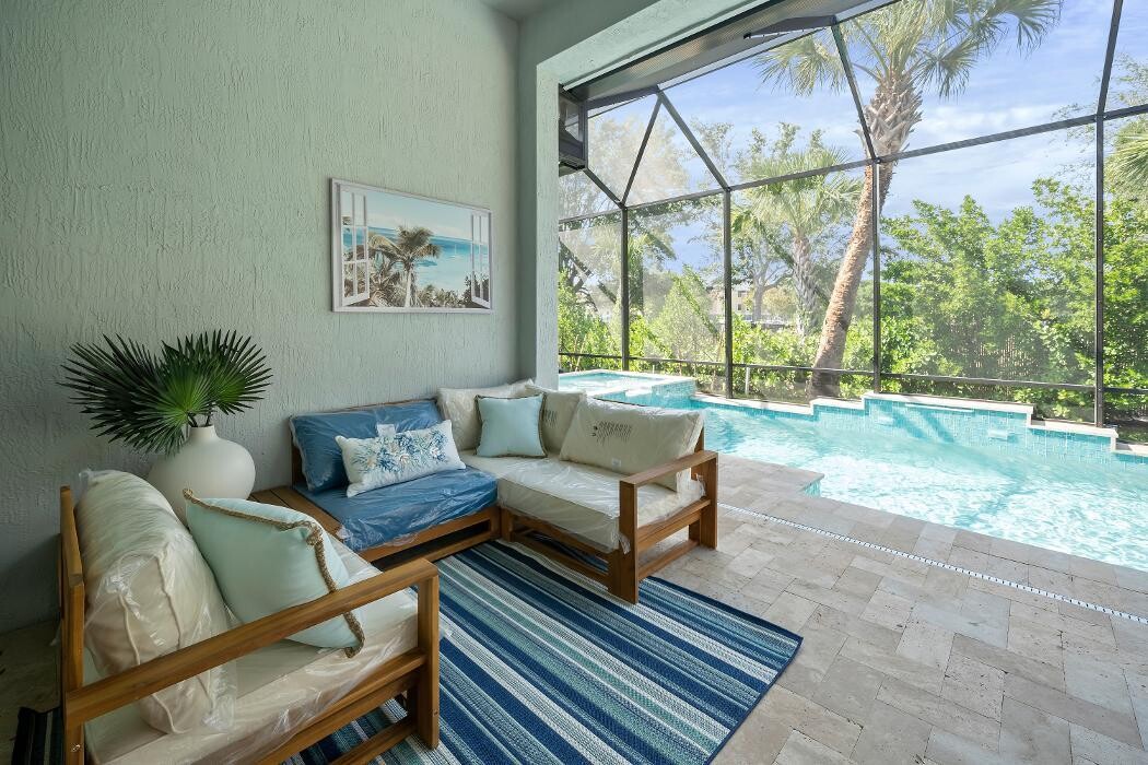 Images GHO Homes | Lucaya Pointe