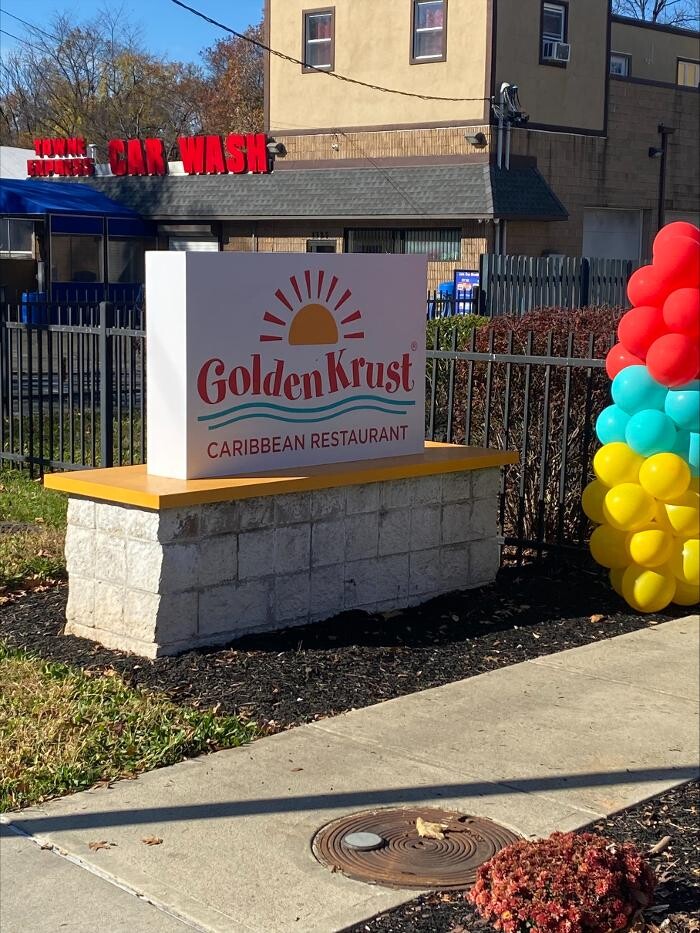 Images Golden Krust Caribbean Restaurant