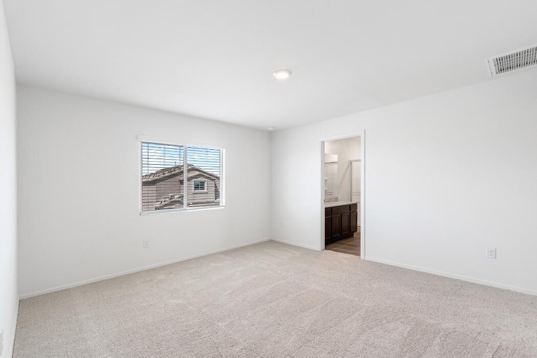 Images LGI Homes - Vistas at Huning Ranch
