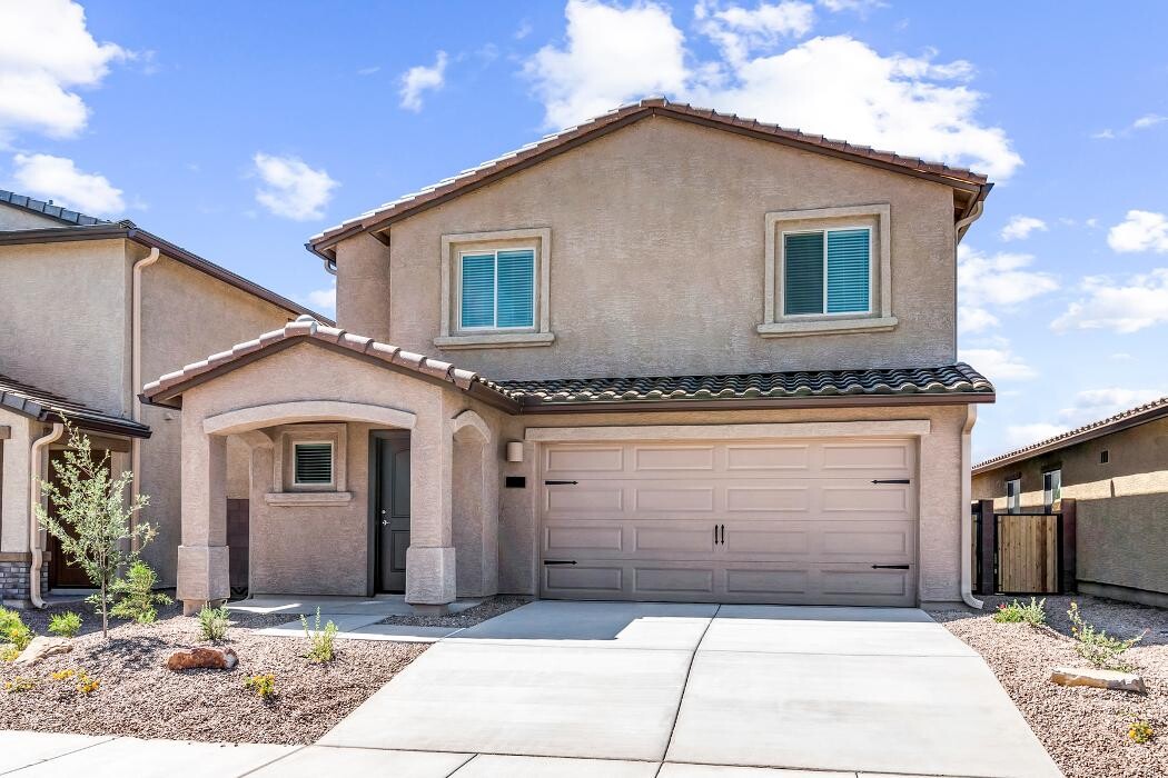Images LGI Homes - Vistas at Huning Ranch