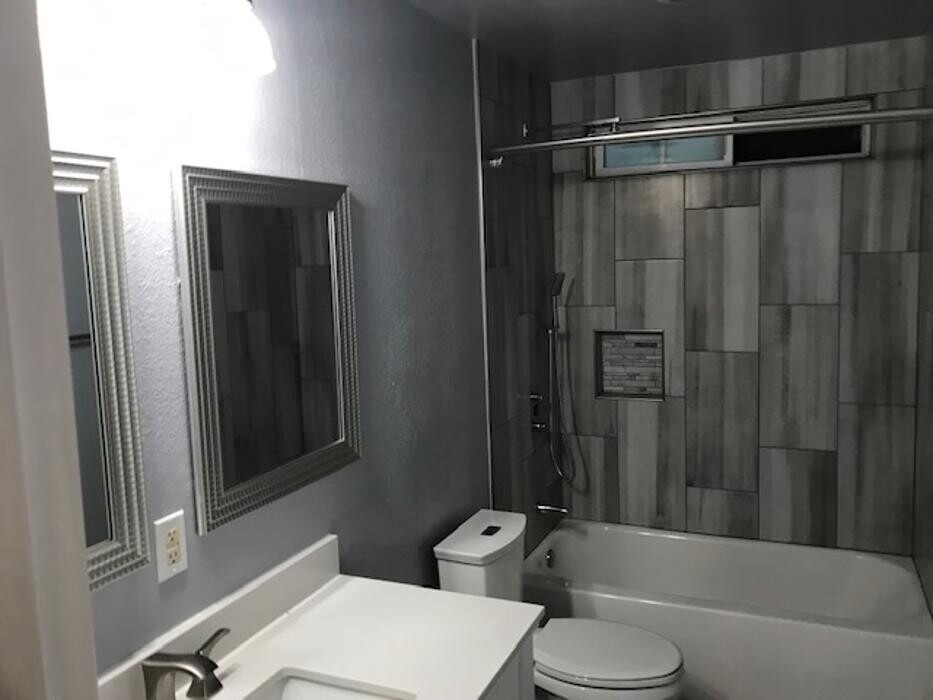 Images M and M Contracting