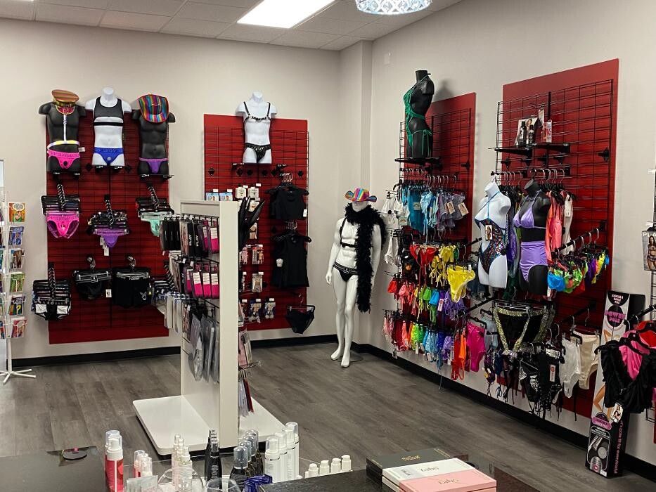Images Adam & Eve Stores