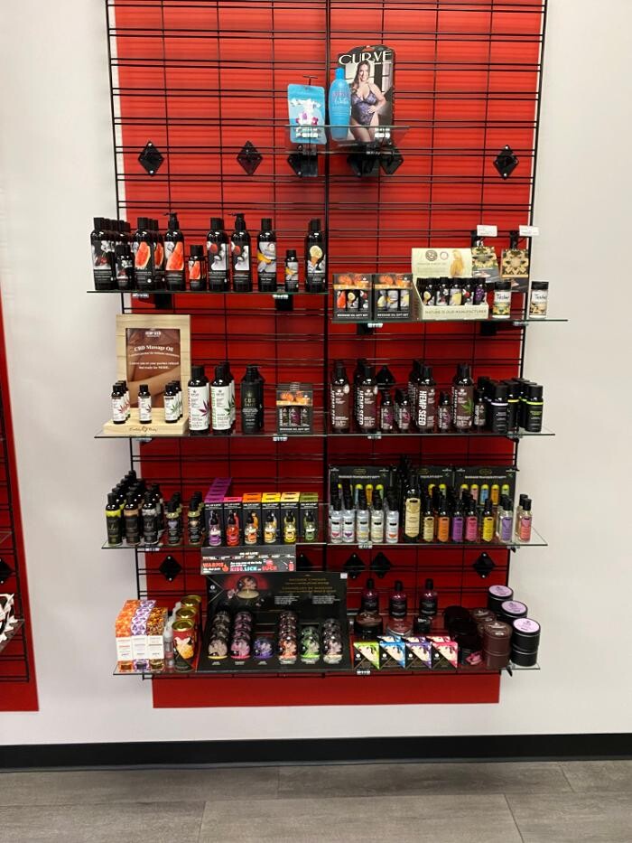 Images Adam & Eve Stores