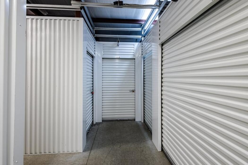 Images GuardBox Storage - Cleveland