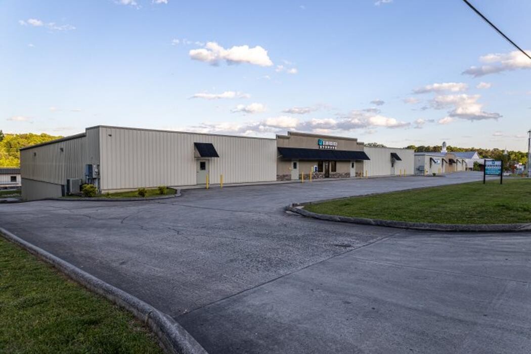 Images GuardBox Storage - Cleveland