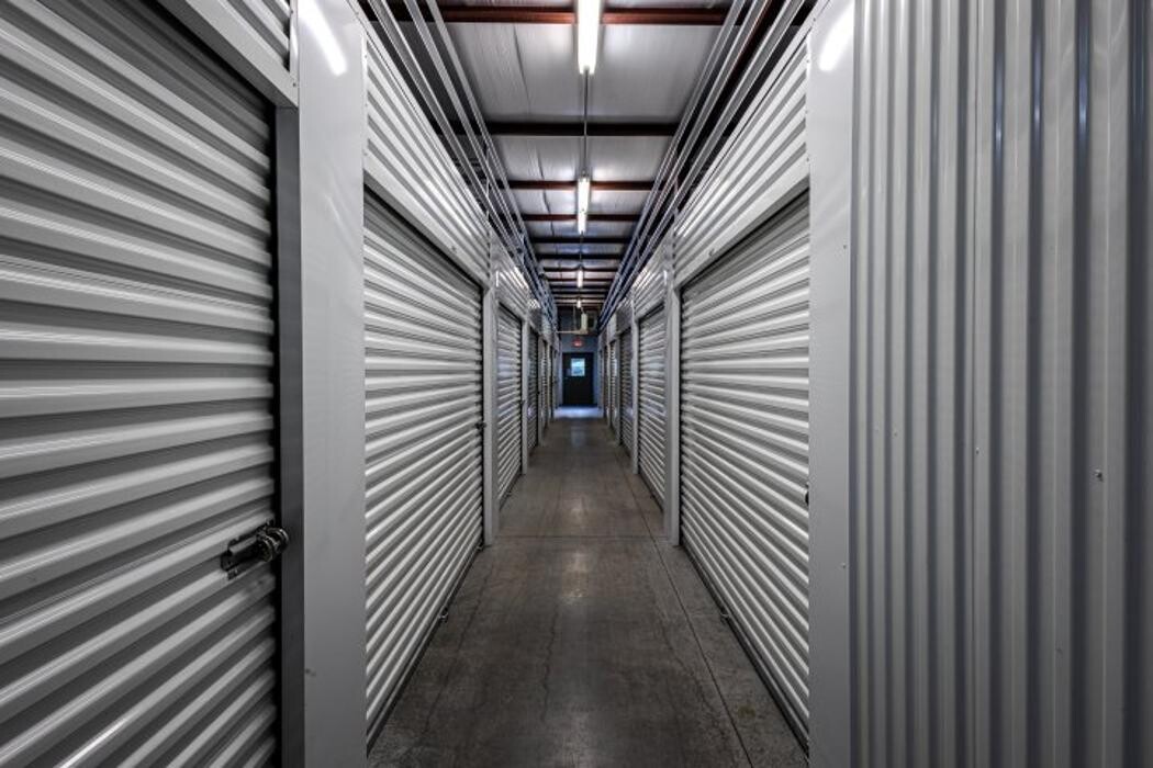 Images GuardBox Storage - Cleveland