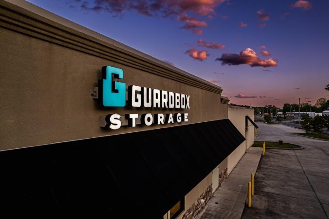 Images GuardBox Storage - Cleveland