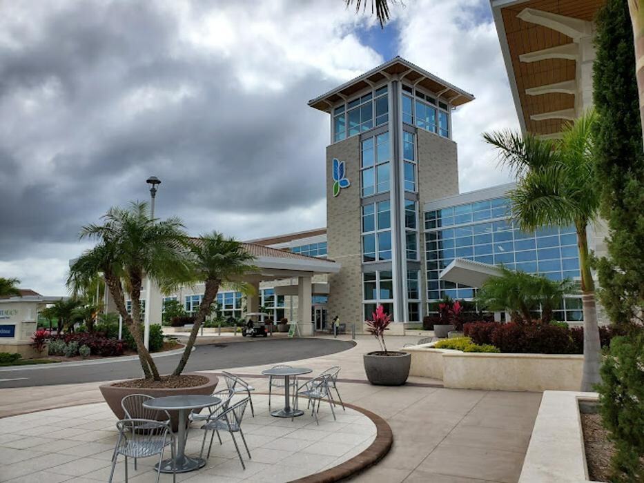Images Lee Health Outpatient Surgery Center - Coconut Point