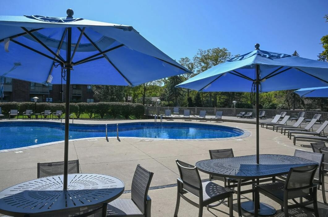 Images The Addison at Southfield