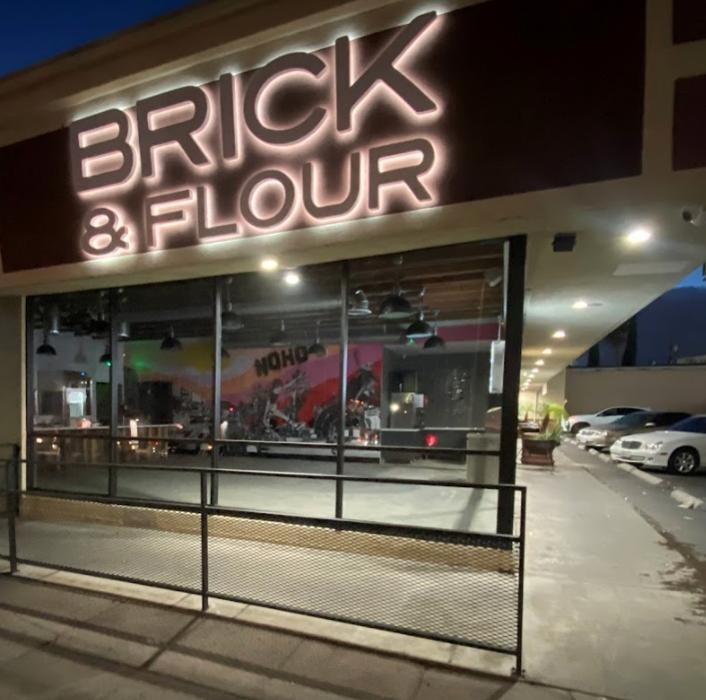 Images Brick and Flour