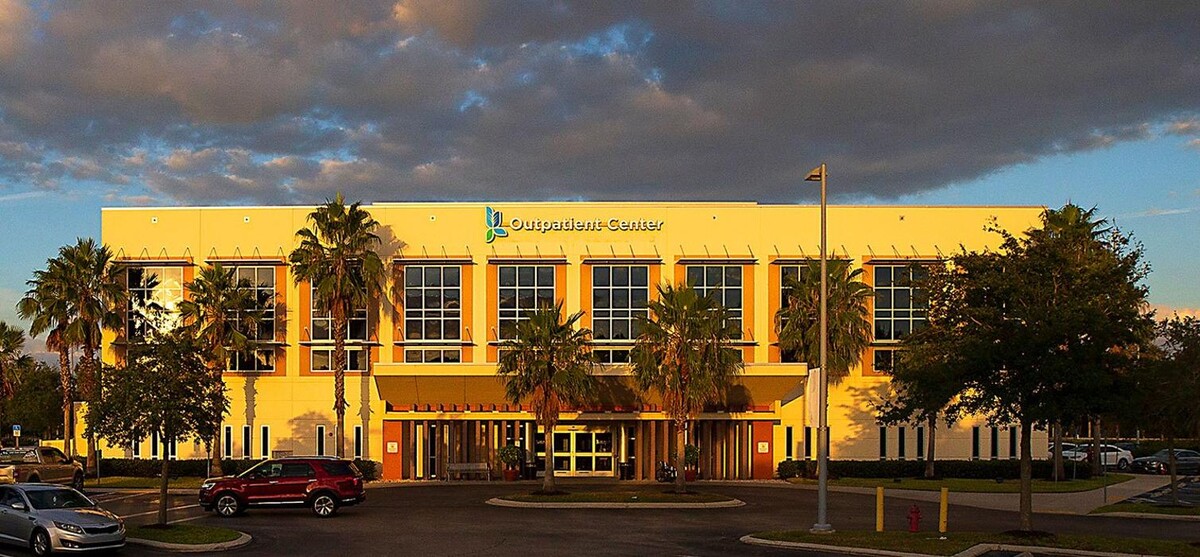 Images Lee Health Breast Health Center - The Sanctuary