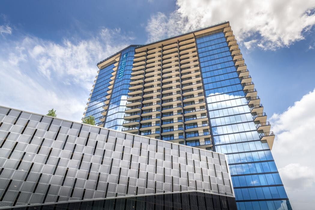 Images Eastline Residences