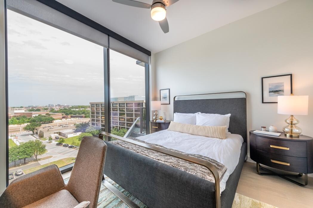 Images Eastline Residences