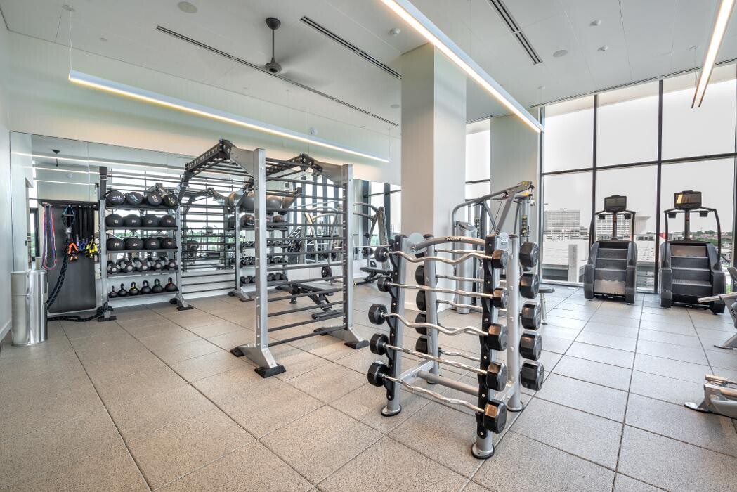 Images Eastline Residences
