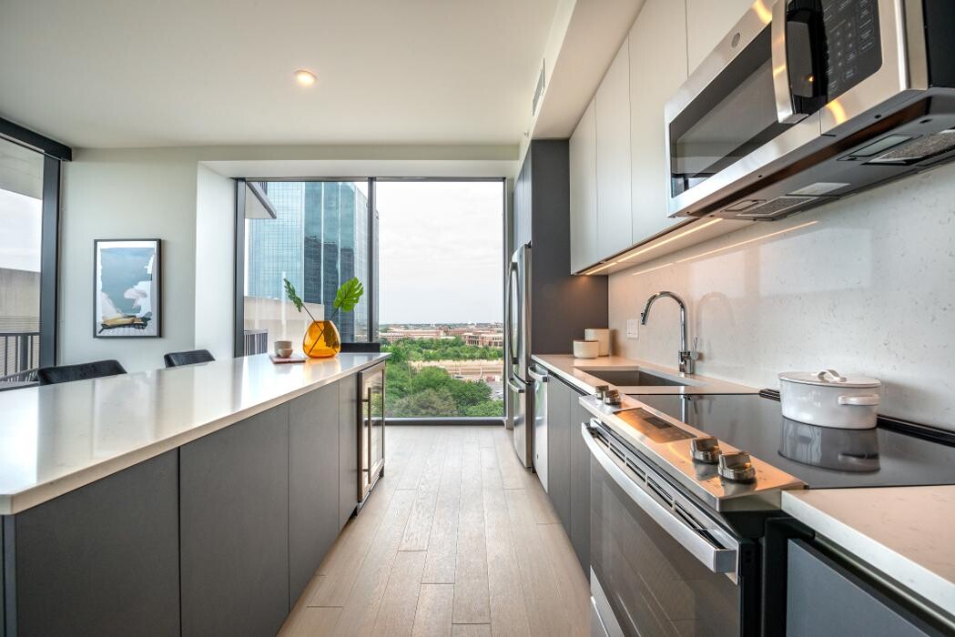 Images Eastline Residences