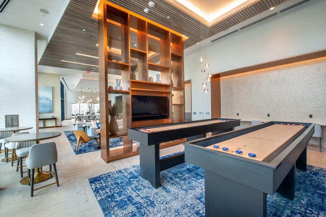 Images Eastline Residences