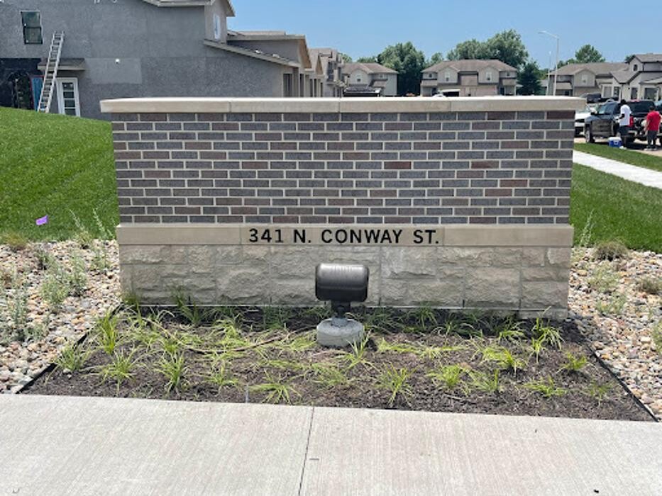 Images The Monument Guy