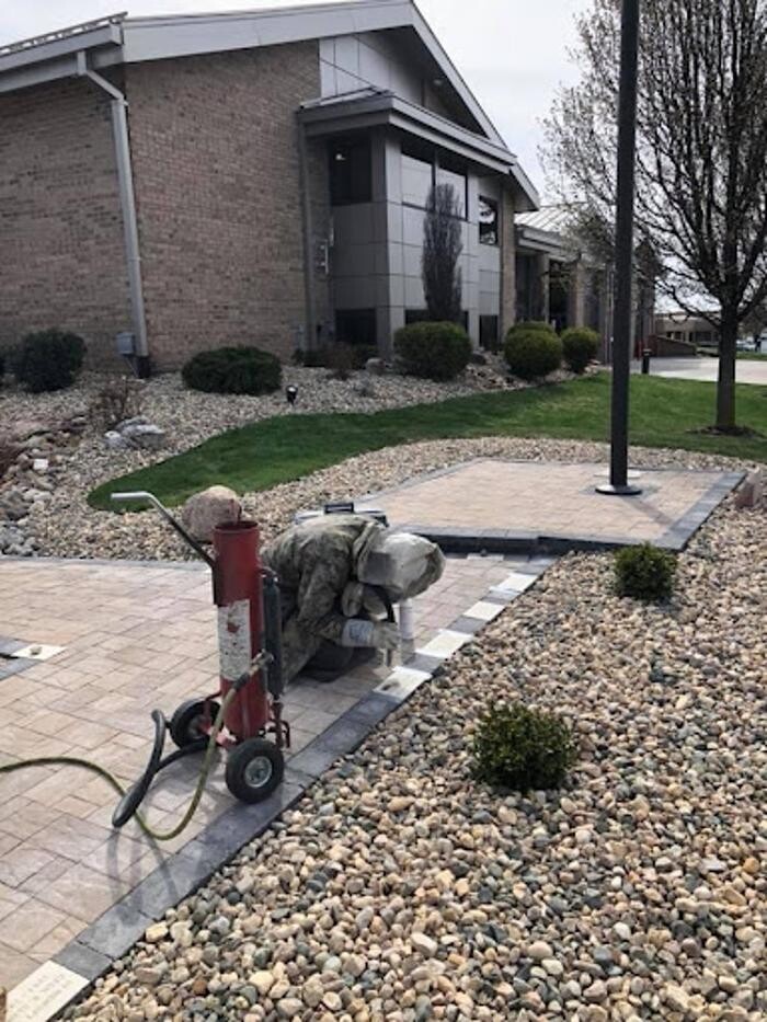 Images The Monument Guy