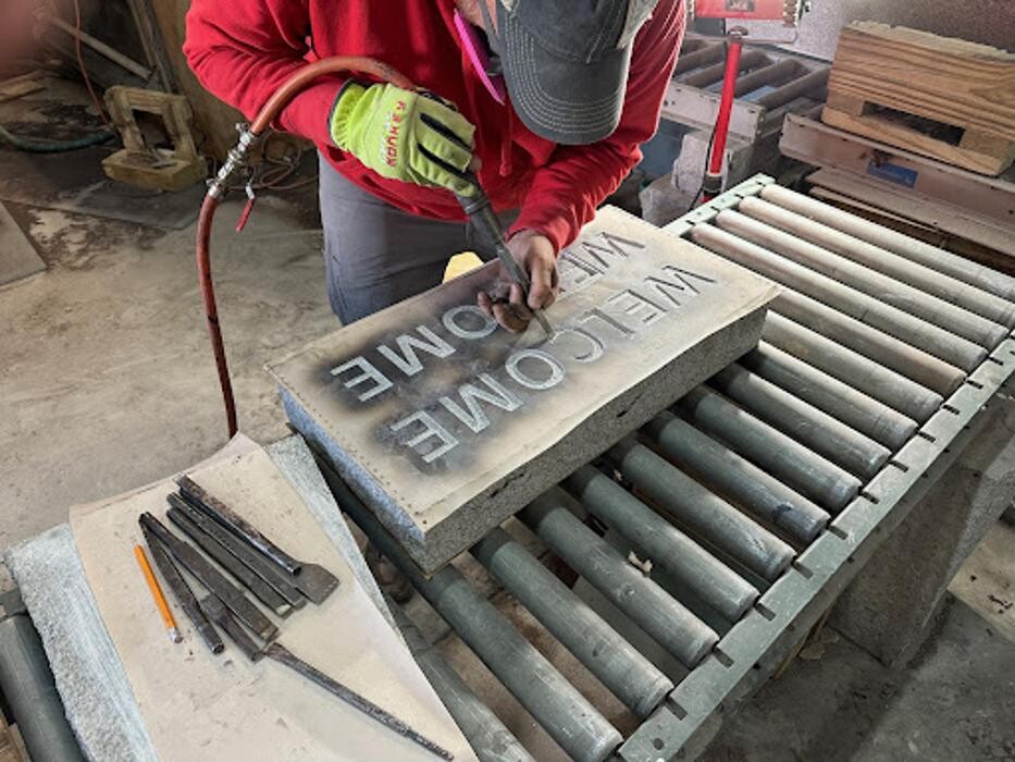 Images The Monument Guy