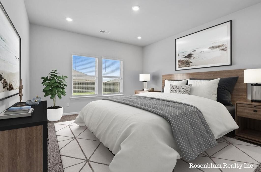 Images Rosenblum Realty, Inc.