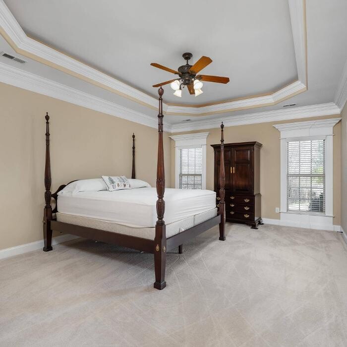 Images Rosenblum Realty, Inc.